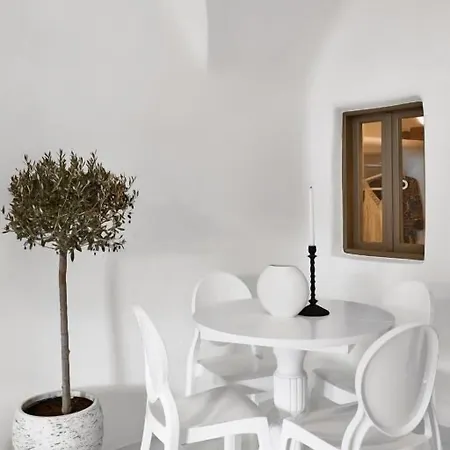 The Small Architect's House Villa Pírgosz