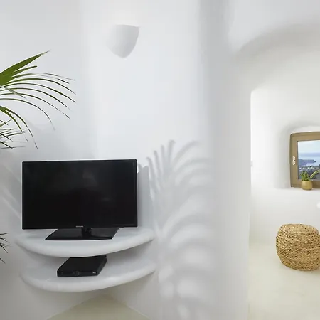 The Small Architect's House Pýrgos